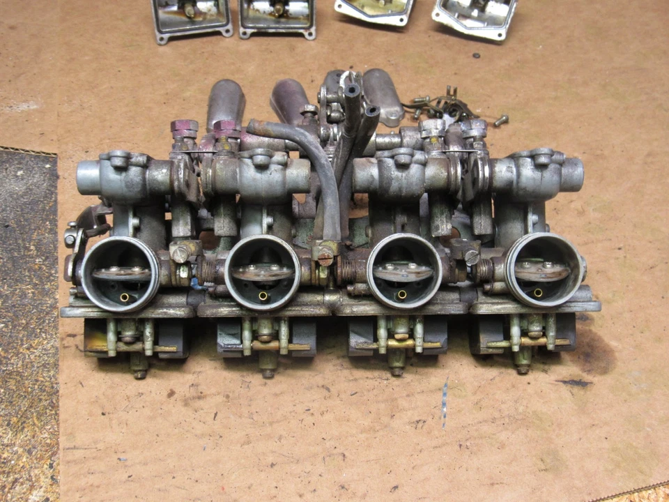 Juego de cuatro carburadores Honda CB350 F 350 1973 listo para limpiar Foto 3 de 4