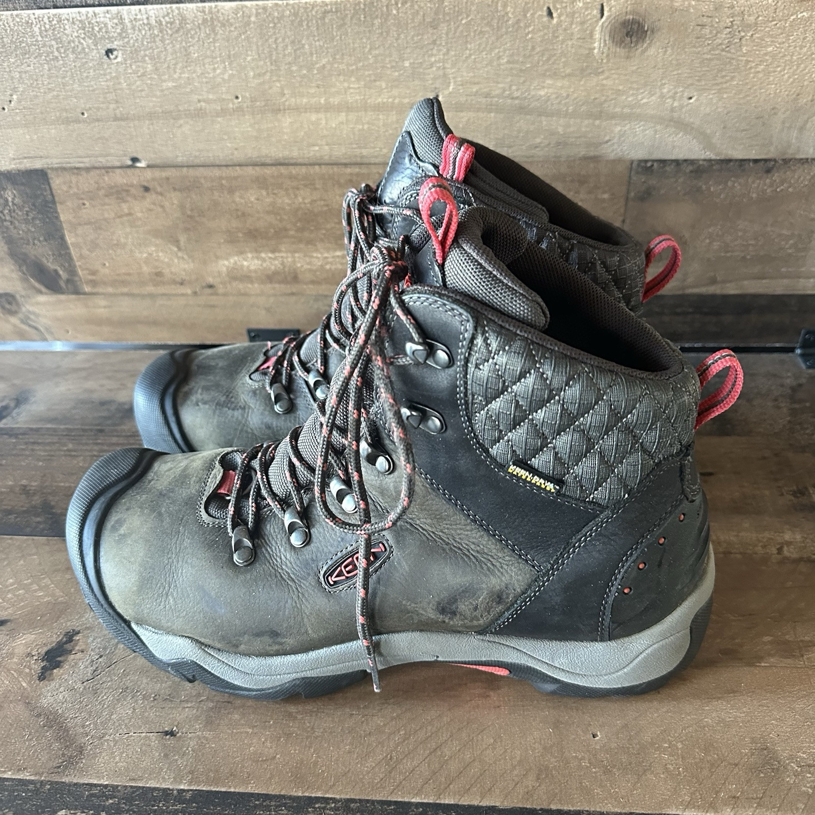 Keen Stivali da trekking impermeabili da donna taglia 11 isolati