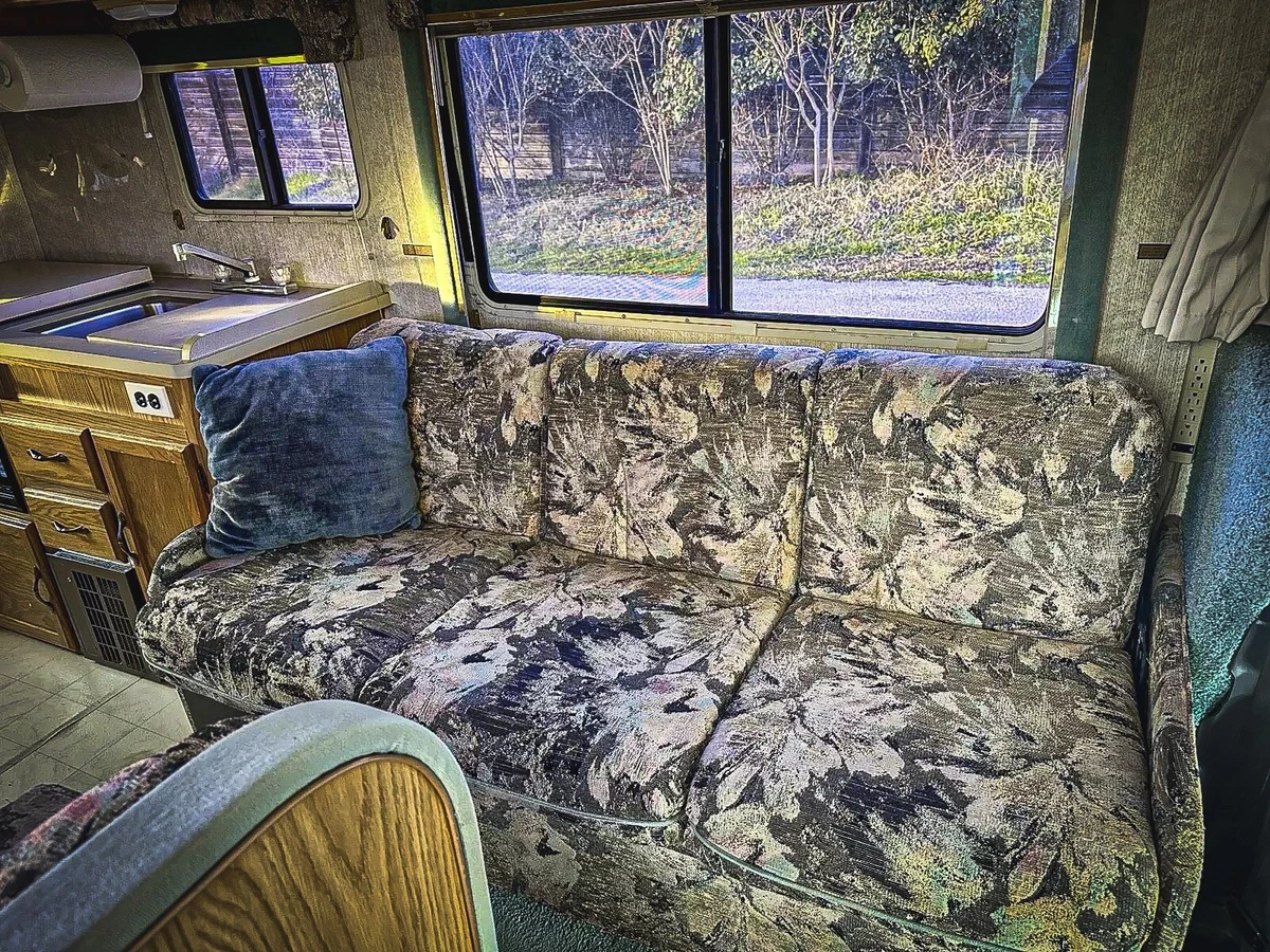 Click photo thumbnail to view