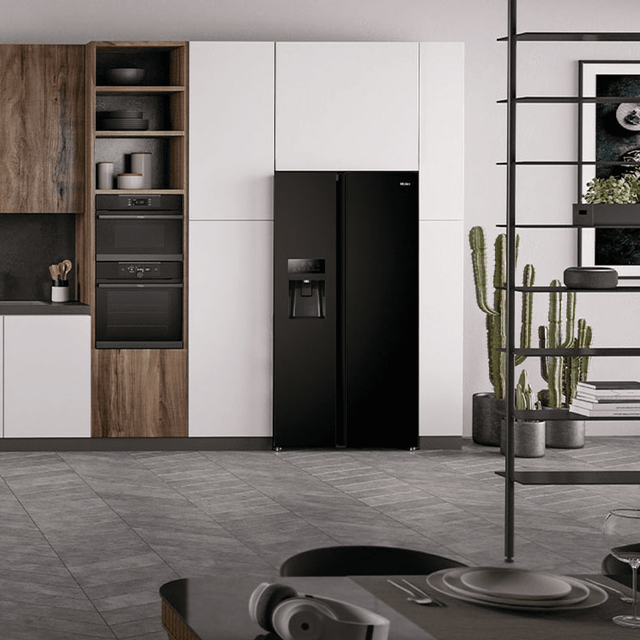 Haier HSOBPIF9183 337/178L F American SidebySide Fridge Freezer