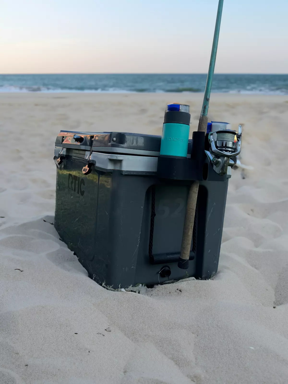 Fishing Rod & Dual Cup Holder for RTIC Coolers