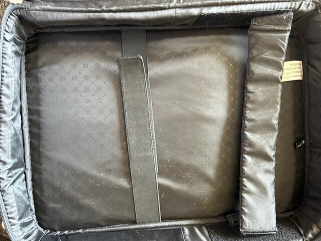 Picture 2 of 8