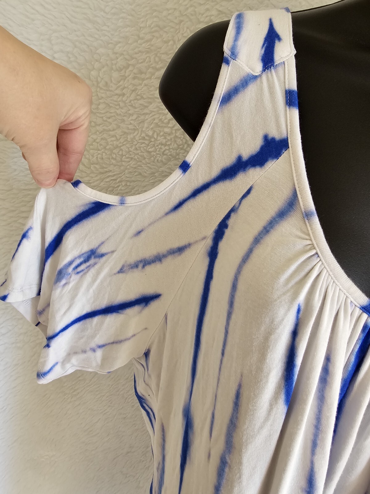 Picture 5 of 24