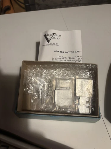 HO scale Train Kit Lot - Picture 9 of 9