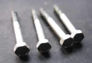 Hotpoint Indesit Waschmaschine Lüftermotor Heizung Gehäuse Einheit Schrauben x 4