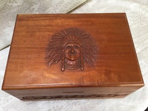 VINTAGE HAND CEDAR CIGAR STORE BOX WITH NATIVE AMERICAN CHIEF HEAD CARVING