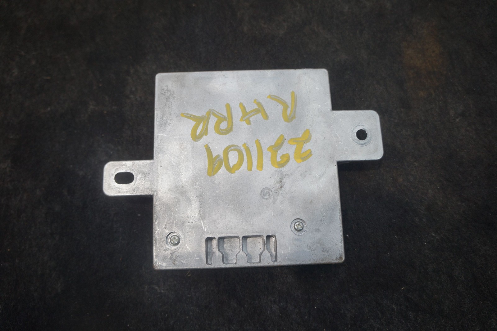 Antenna Radio Receiver Amplifier Module 30732565 Aston Martin V8 Vantage 2006