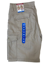 Men's UnionBay Relaxed stretch Fit Cargo shorts 36 Tan Item 1960769 - NWT