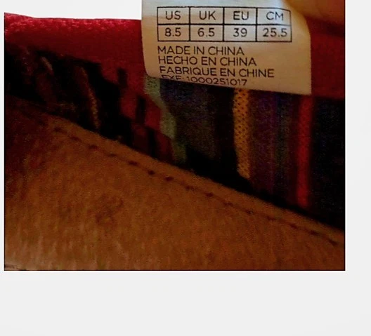 Zapatos planos informales de lona sin cordones rojos Toms Classics para mujer talla 8,5 EE. UU. Foto 4 de 4