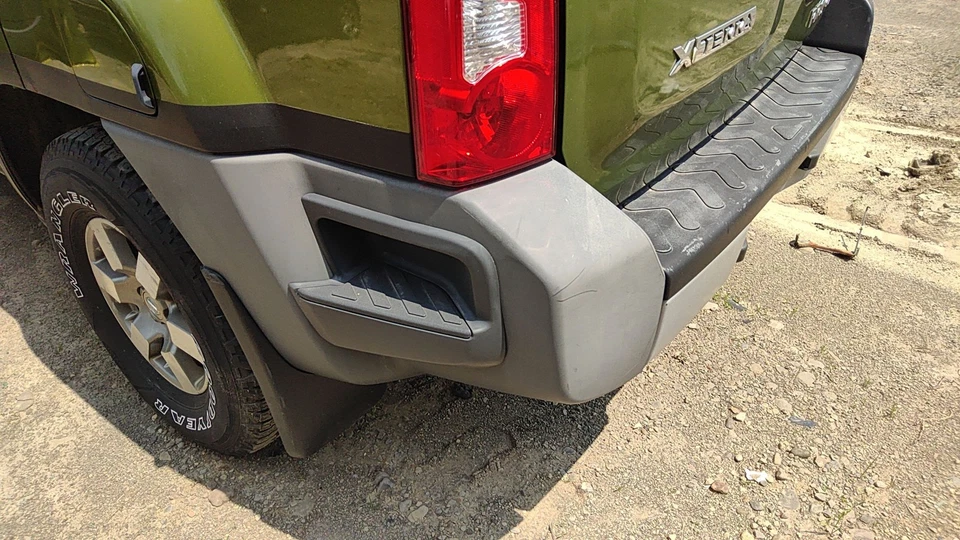 11 NISSAN XTERRA Rear Bumper (4.0l)black/grayjah Foto 3 de 3