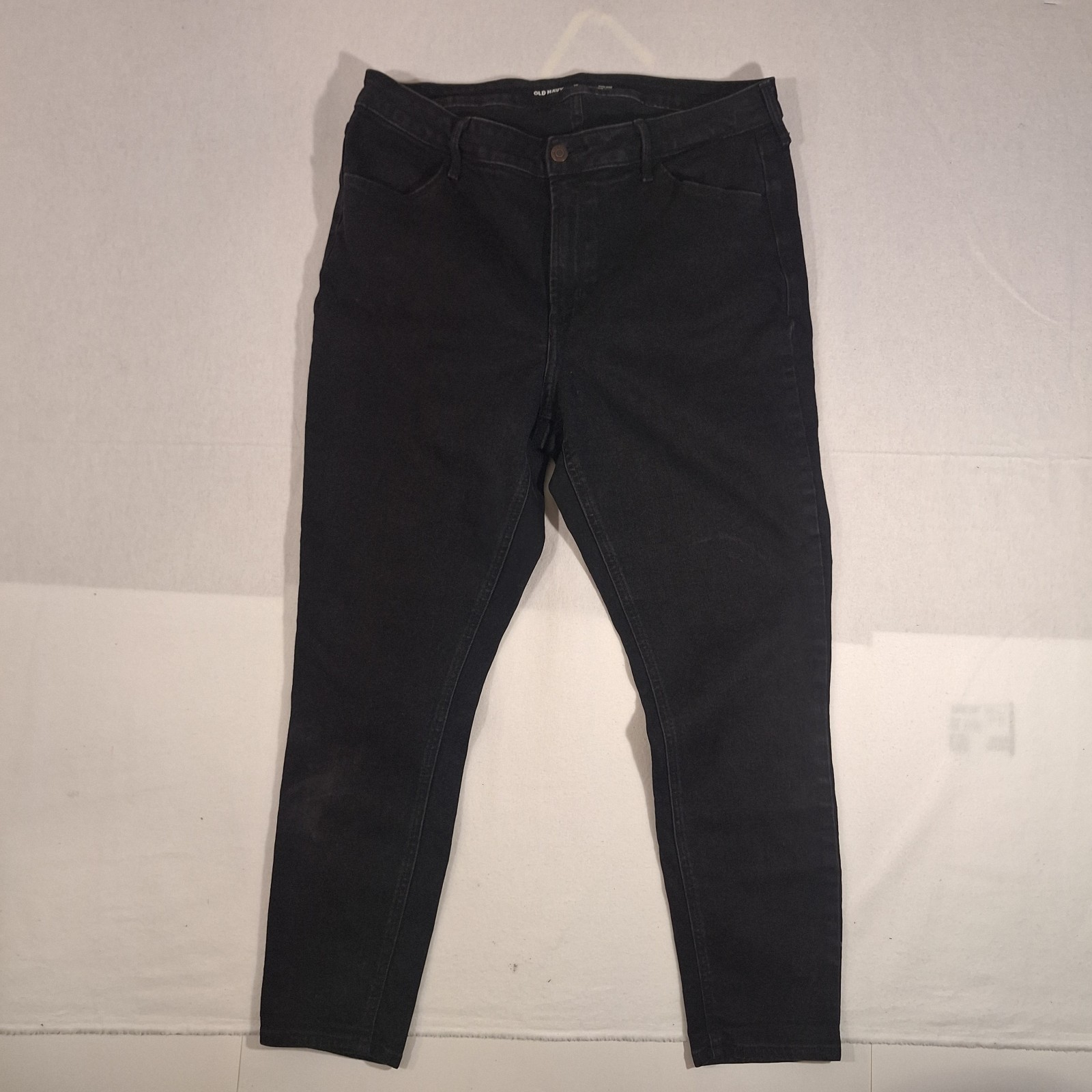 Old Navy Super Skinny high-rise jeans, size 16,  Black