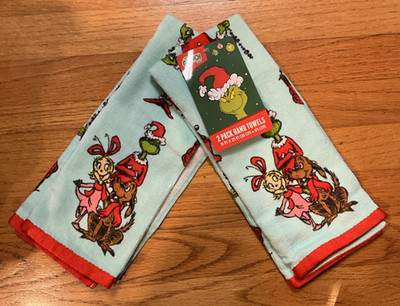 Dr. Seuss The Grinch Christmas Hand Towels 2 Pack 15'' x 25'' Brand New with Tag!