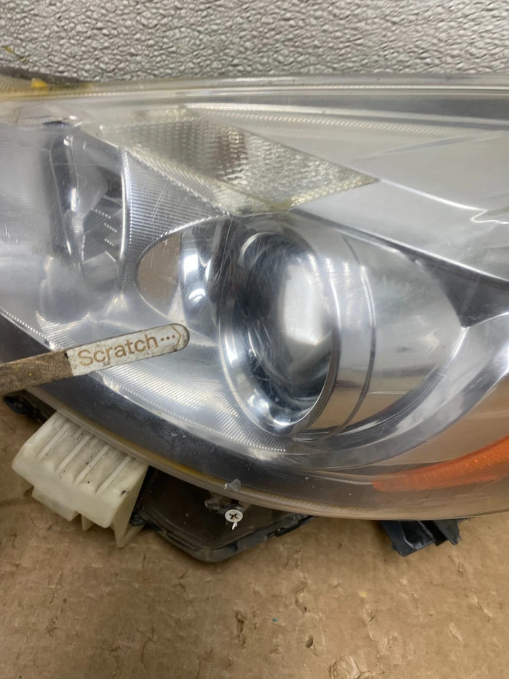 Faro halógeno lateral izquierdo Toyota Prius V 2015 2016 2017 conductor izquierdo V3173 DW Foto 4 de 4