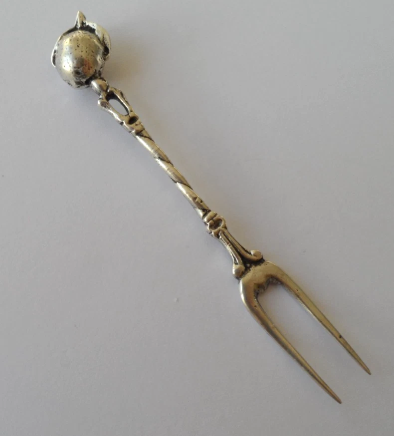 FOURCHETTE ARGENTÉES D’ECCLESIASTIQUES Croix Community Silver Ecclesiastic Fork