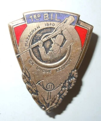 INSIGNE 1° BATAILLON D'INFANTERIE LEGERE ( D'AFRIQUE ) - Photo 1/2