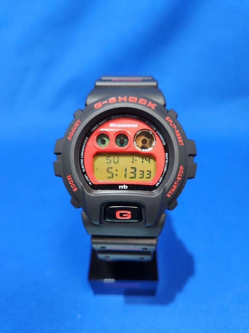 Casio G-SHOCK DW-6900BMB 9JF Megabass Griffon limited Casio G-SHOCK DW-6900BMB 9JF Megabass Griffon limited