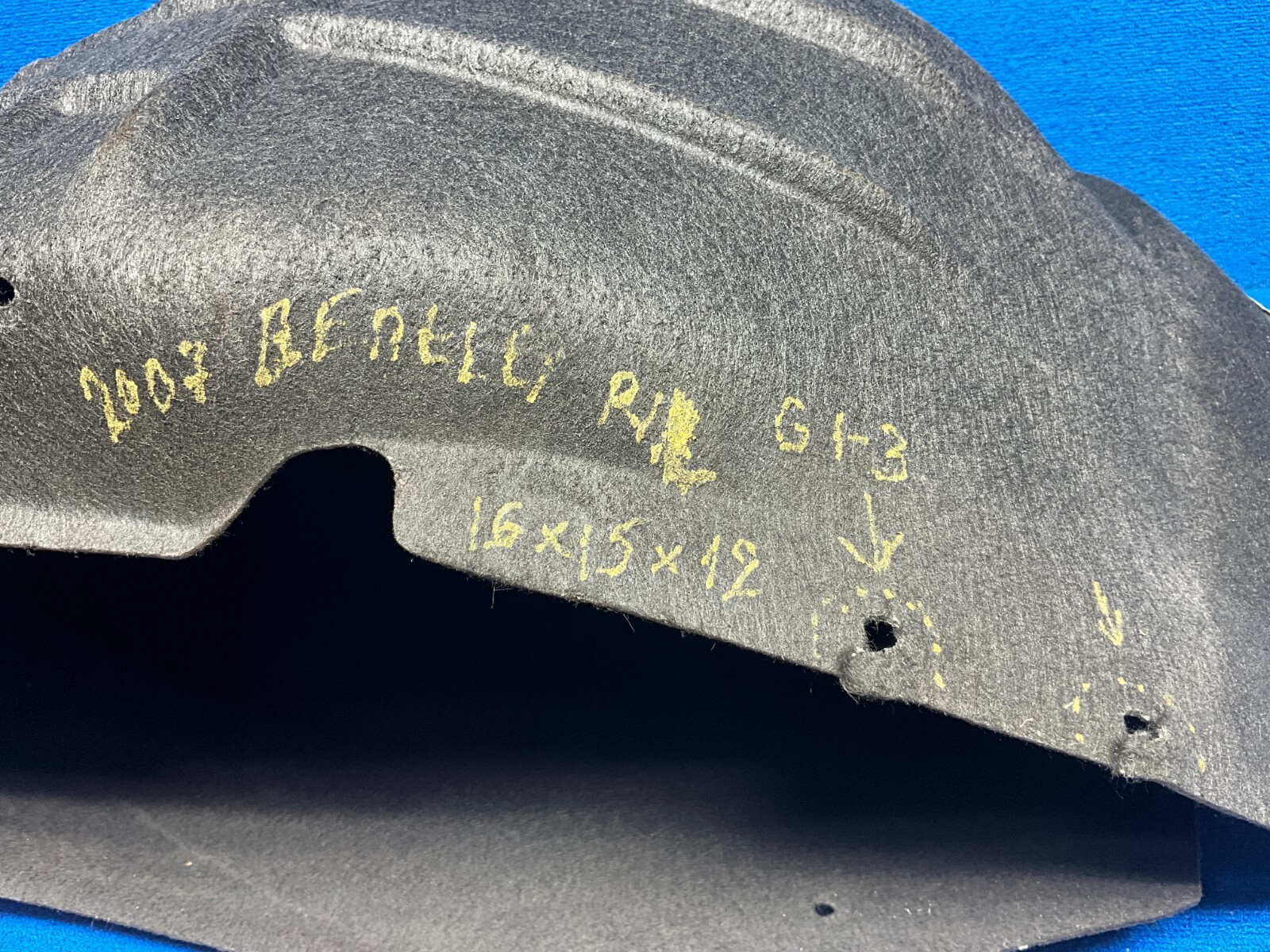 2005-2010 BENTLEY CONTINENTAL REAR LEFT SIDE FENDER LINER SPLASH SHIELD OEM