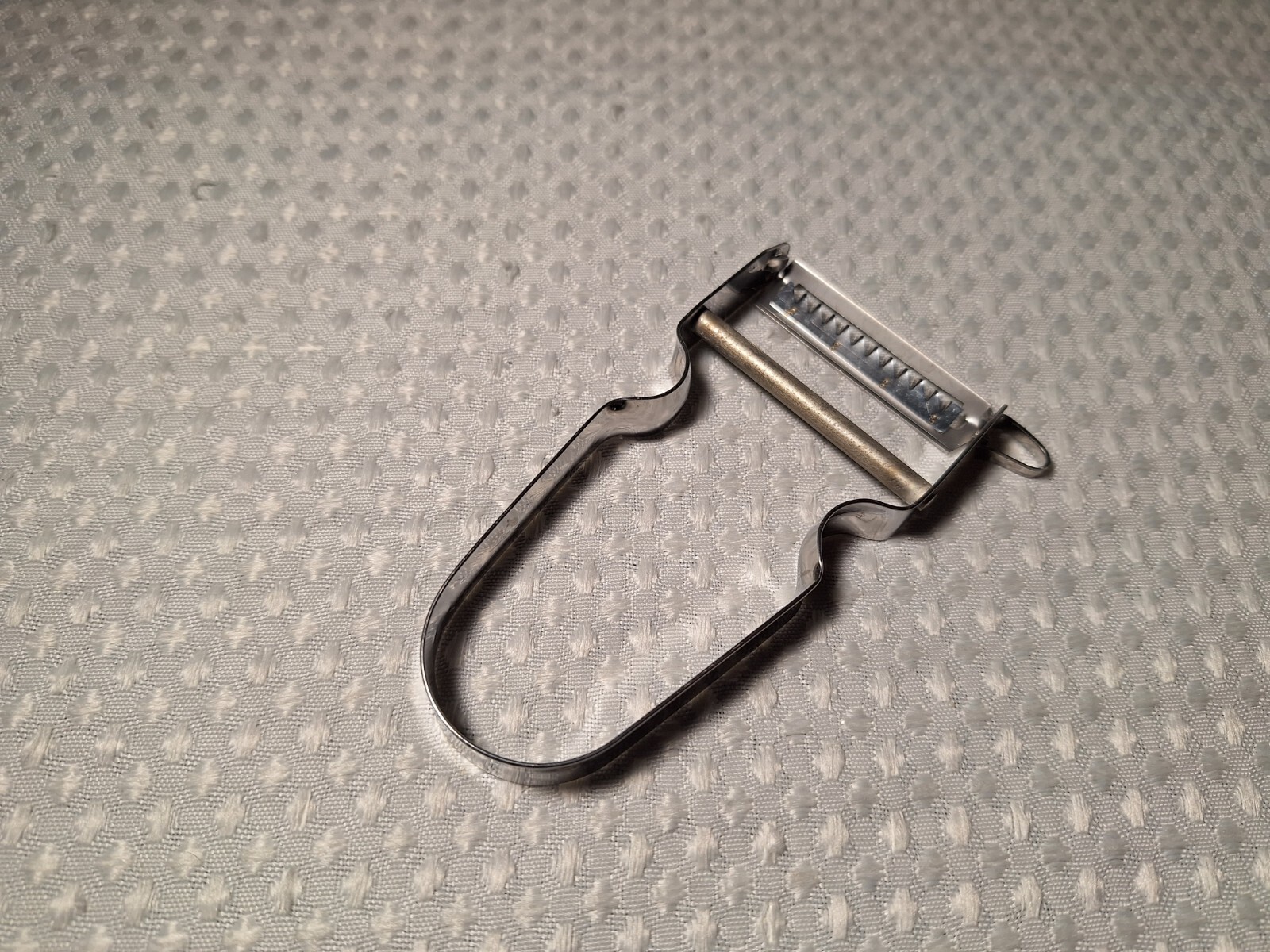 Vintage Star Zena Swiss Vegetable Shredder Metal Swiss Made Kitchen Tool Gadget