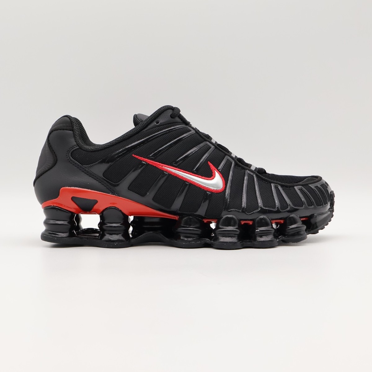 CN0151-003 Nike Shox TL Black University Red Metallic Silver CN0151-003 Nike Shox TL Black University Red Metallic Silver