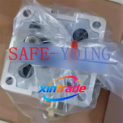 1PCS HYDROMAX Gear Pump PR1-4R-4B NEW