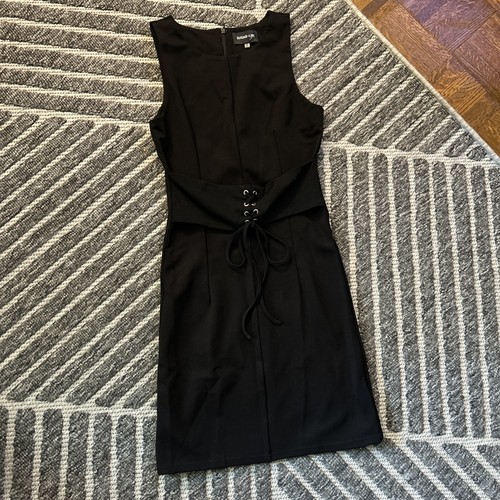 NWT Women’s Sugar + Lips Black Dress Size $95
