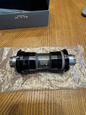 NOS Shimano XTR Octalink Bottom Bracket