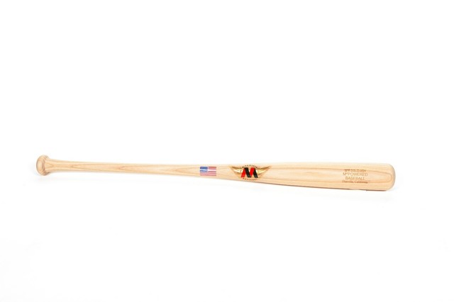 white ash baseball bat