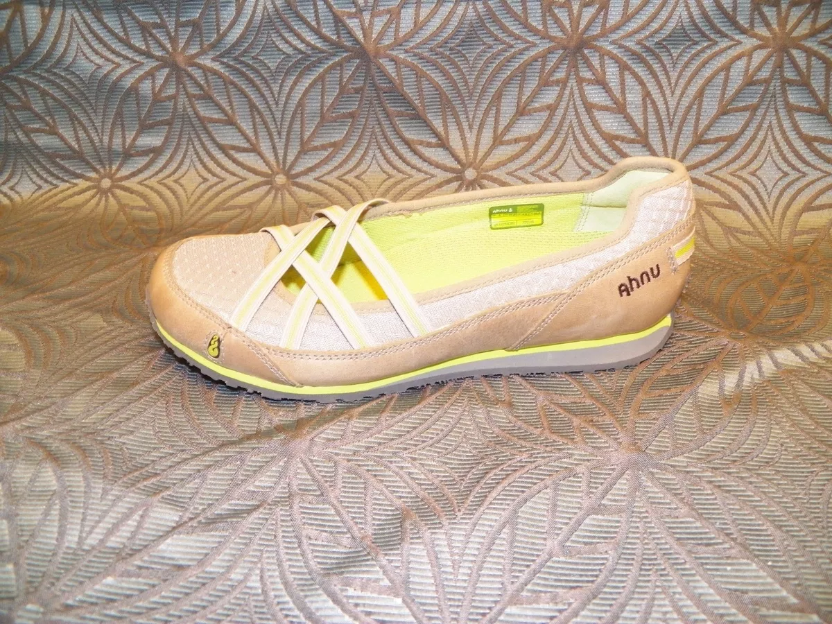 Ahnu crissy hotsell shoes