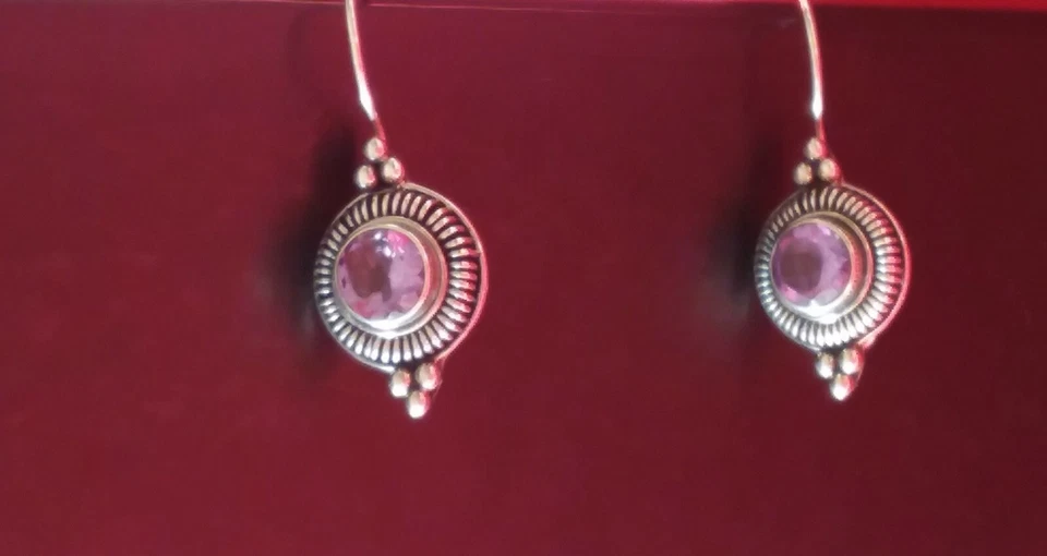 orecchini in argento pendenti con ametista - Immagine 2 di 4