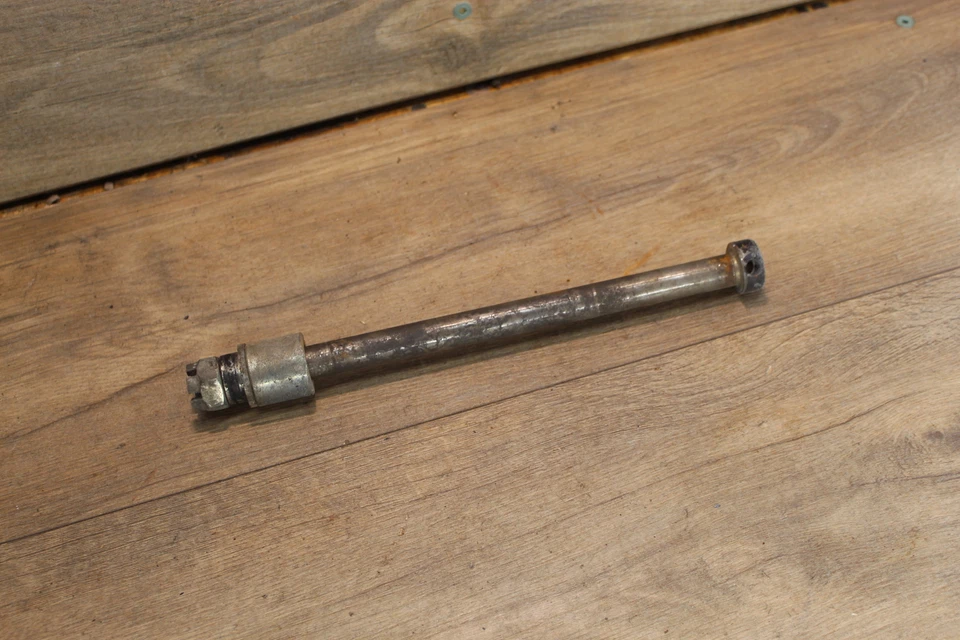 Yamaha Exciter 185 SR185 1981 llanta delantera eje pivote perno con espaciadores Foto 3 de 4