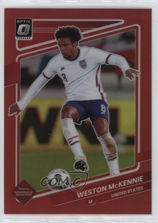2021-22 Panini Donruss Road to Qatar Optic Red Prizm /149 Weston McKennie #167
