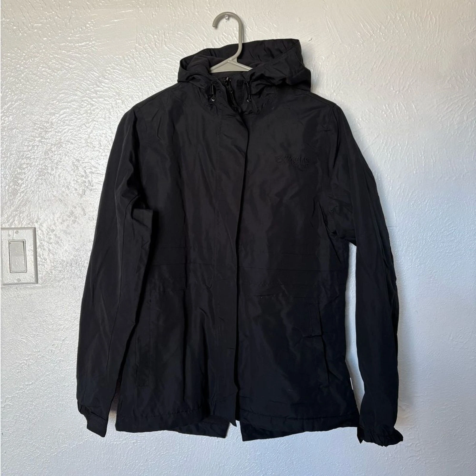 Magellan Outdoors unisex Black Outdoor Shell Jacket size small
