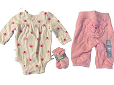 baby Gap NWT Girls 3 6 Mo 4 Pc Cozy Knit Set Bodysuit Sweat Pants 2 Pr Socks