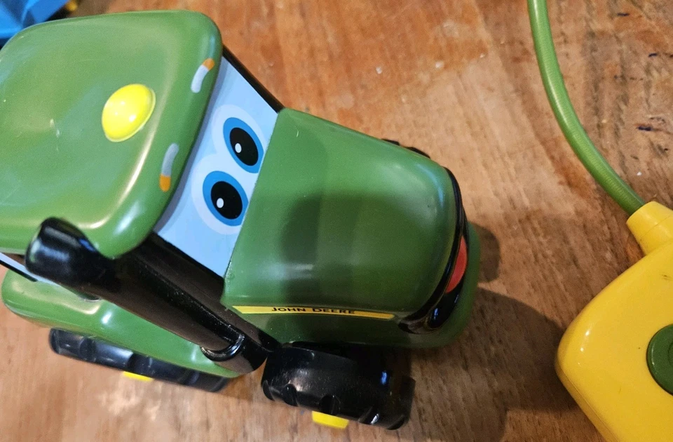 John Deere Johnny Tractor TOMY Remote Control Vehicle RC Toddler Tested Works! - Image 3 of 4