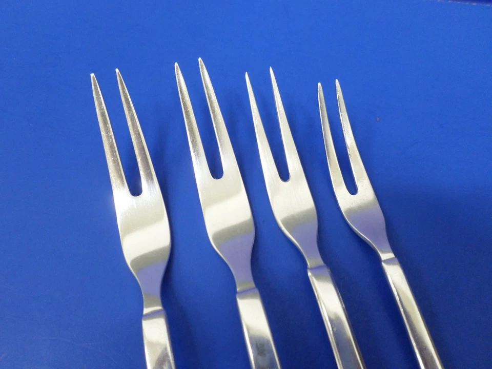 Talheres WMF FACEON 90 talheres de prata 2 porções, 1 picles e 1 garfo de coquetel - Imagem 3 de 4