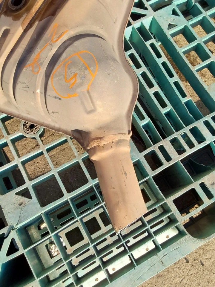 Silenciador trasero Mercedes-Benz ML350 2008-2010 A1644907215 OEM Foto 3 de 4