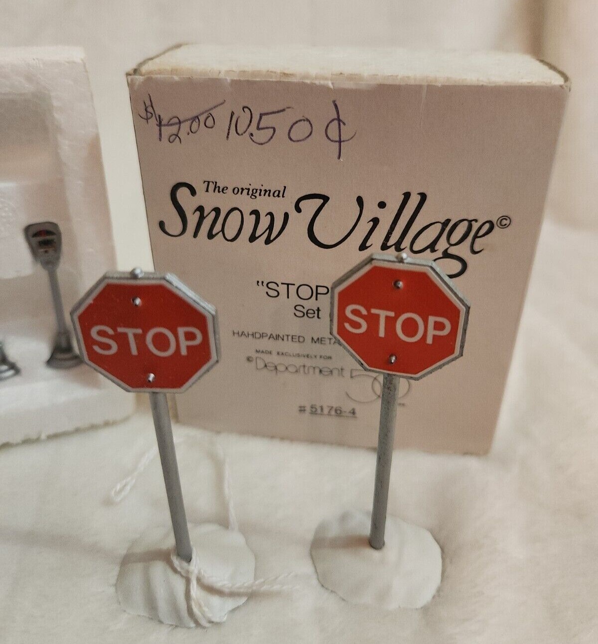 Vintage Dept 56 Snow Village Street Lights, Stop Sign Set of 4 & Parking Meters eBay