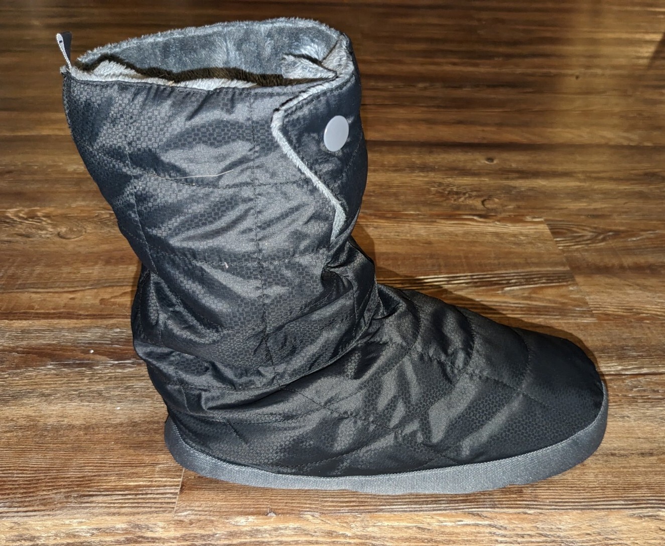 REI Duck Down Puffer Camping Booties womens black sli… Gem