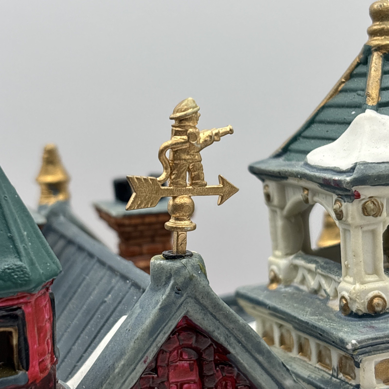 Vtg Lemax Coventry Cove Liberty Fire Station Lighted Christmas Village 2002