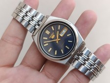 Vintage Seiko 5 Automatic Day-Date Blue Textu...