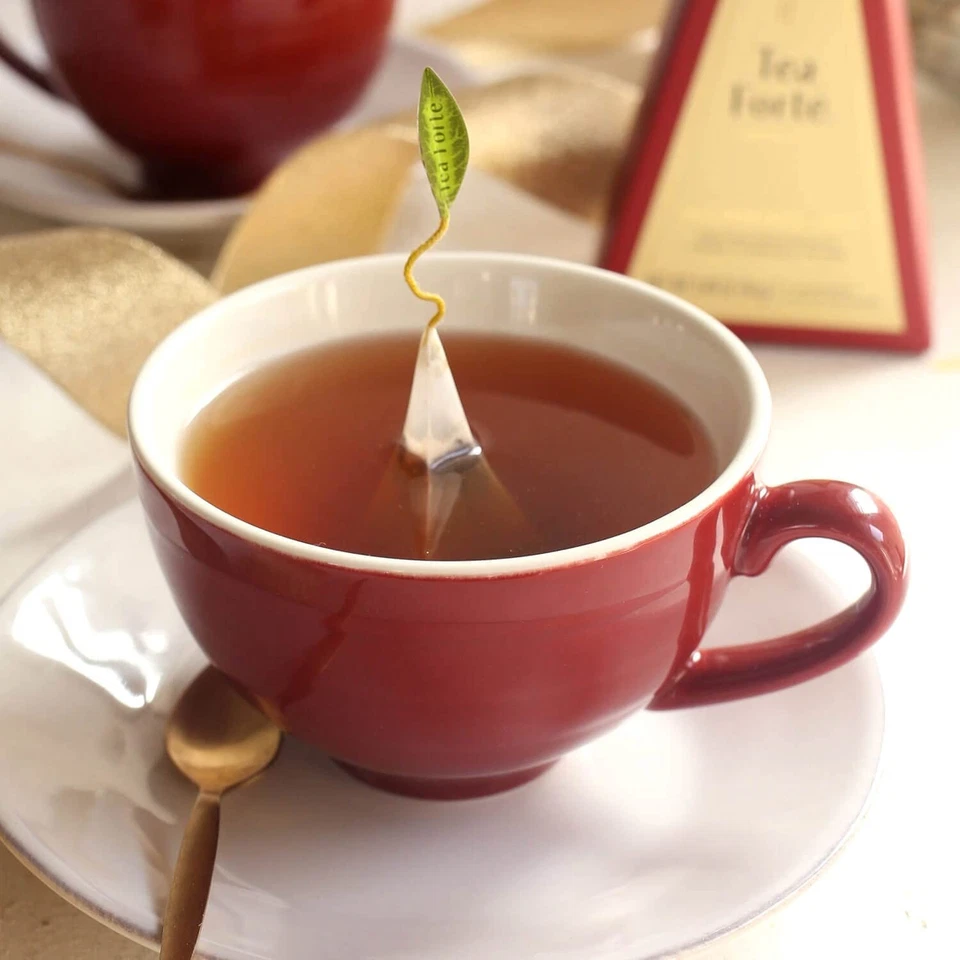 Taza de café taza de té de porcelana roja rubí y tapa, empinados 8 oz., microondas y plato... Foto 3 de 4