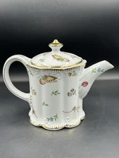 Godinger Insect Tea pot with Gold trim ~Dragonflies~Butterflies~Lady Bugs~BEES