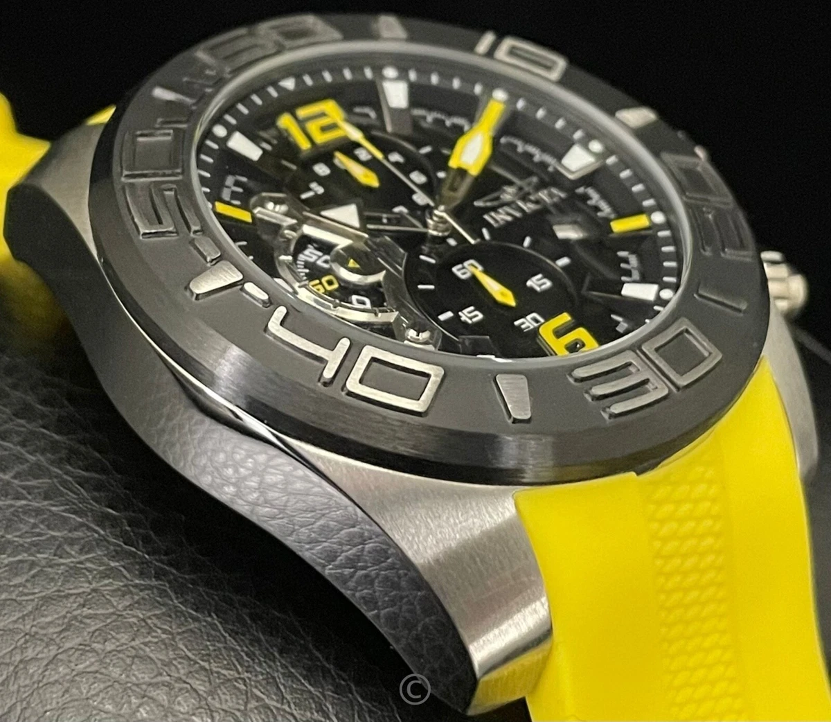 Invicta 22808 top