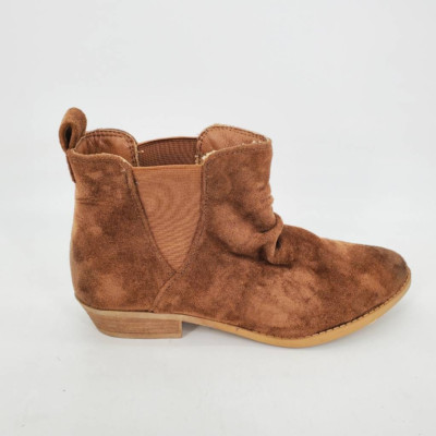 Very G Womens Ankle Boots Booties Brown Cuban Heel Round Toe Pull On 6