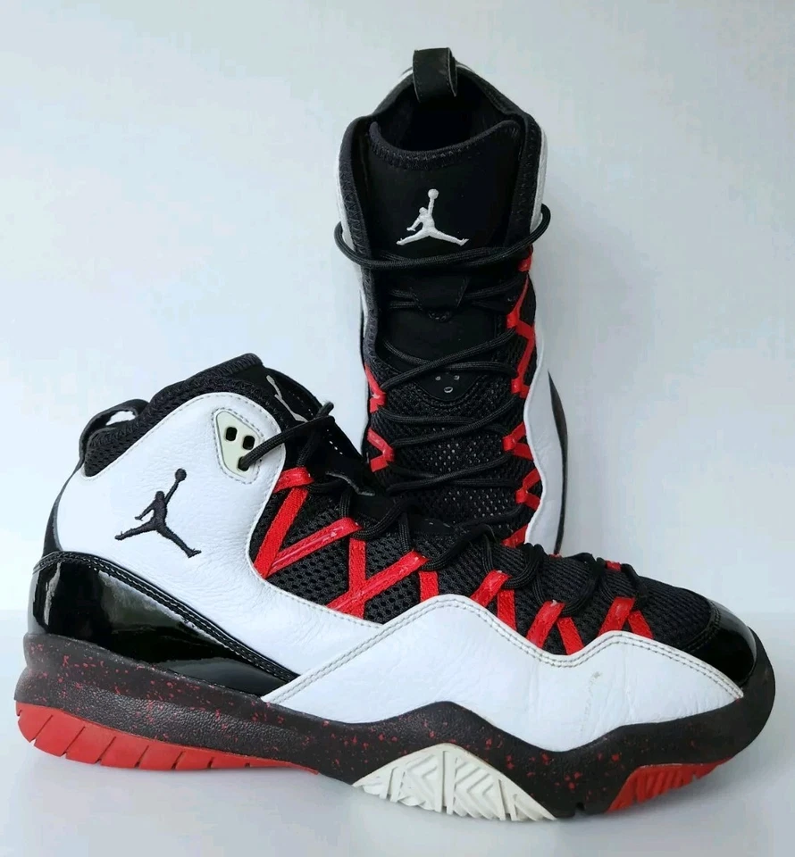 MUESTRA RARA Jordan Driven XT Pre-Juego Charol CRIADO Para Hombres EE. UU. 9 INÉDITO Foto 4 de 4