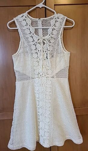 AQUA*WHITE DRESS* LARGE* BLOOMINGDALES*Crochet(eyelet) Style * Eve Or Wedding*