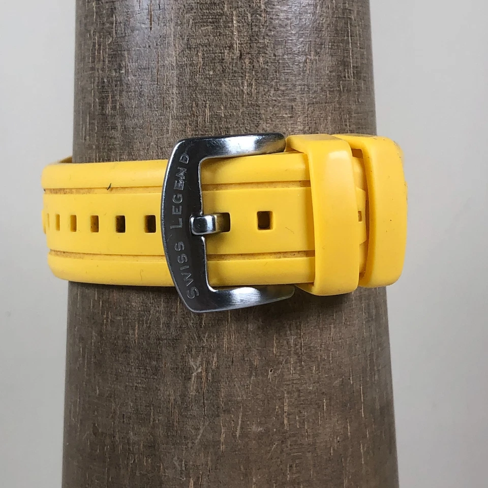 Reloj Swiss Legend Neptuno Unisex Fecha Amarillo Goma Cuarzo 43mm 7 1/2" Foto 4 de 4