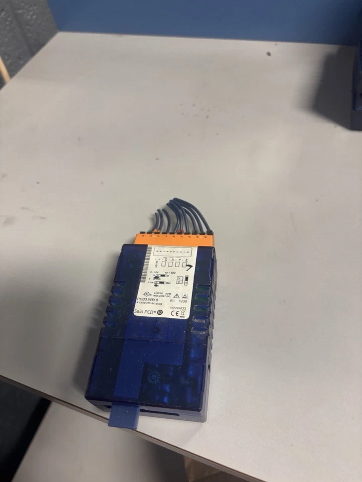 Módulo de entrada de transistor digital Saia-Burgess PCD3.W610 USADO Foto 3 de 4