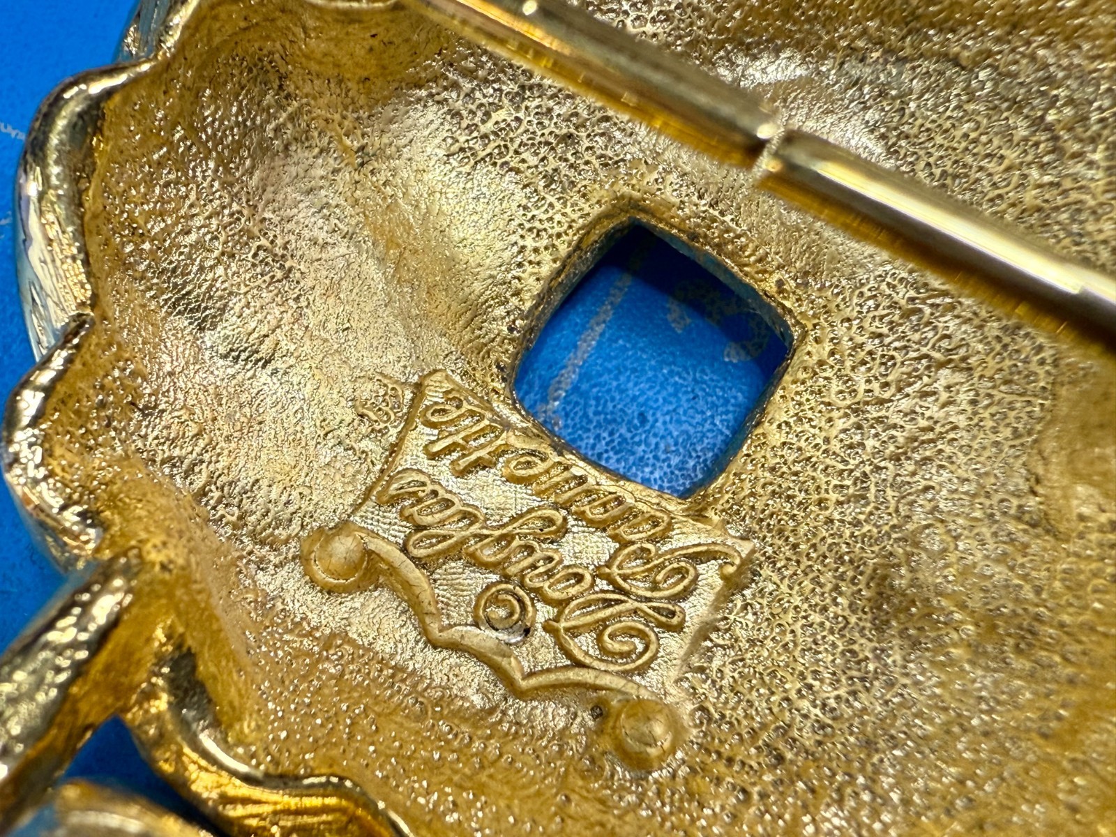 Paquette Signed Interlocking Two Piece Vintage Go… - image 7