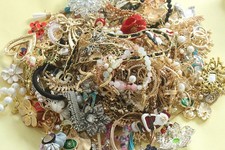 Bulk Bundle Wearable Fashion Women Jewelry Grab Bag- Lot 6DC7